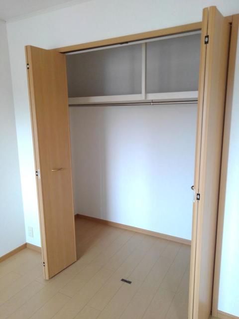 リバーサイド本山 Jの内装写真