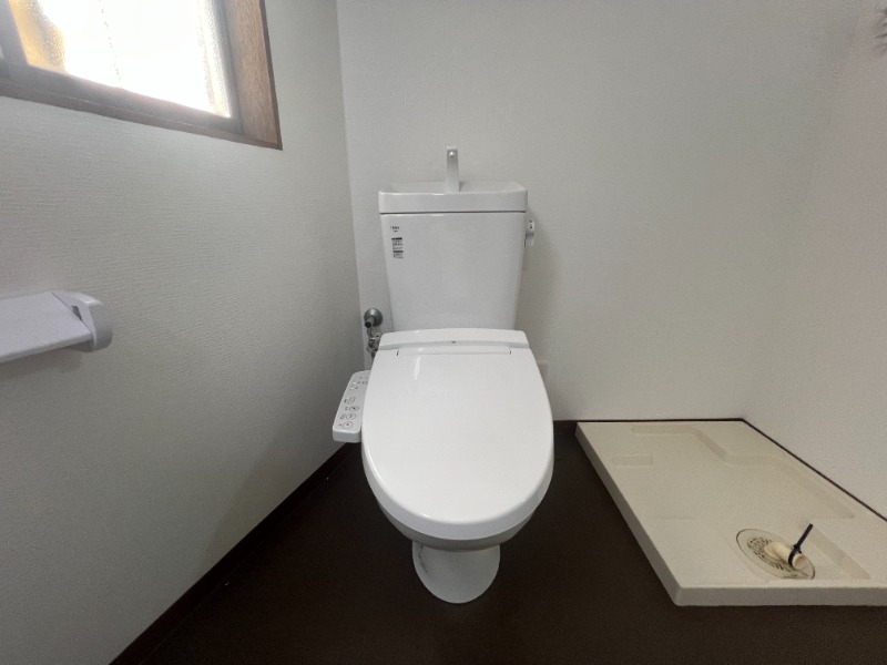 地下鉄中央線 深江橋駅 徒歩10分 2階建 築69年のトイレ写真