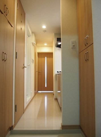 ルーブル西蒲田参番館の玄関写真