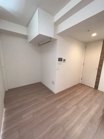 セレニテ神戸元町クレアの居間写真