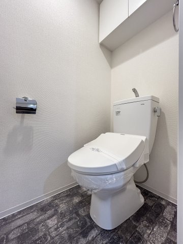 セレニテ神戸元町クレアのトイレ写真