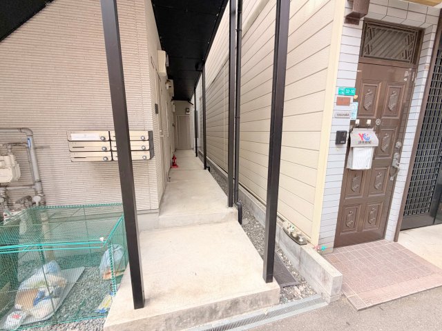 エントランス　綺麗なエントランスです。