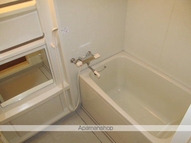 養老鉄道養老線 広神戸駅 徒歩13分 2階建 築31年の風呂写真