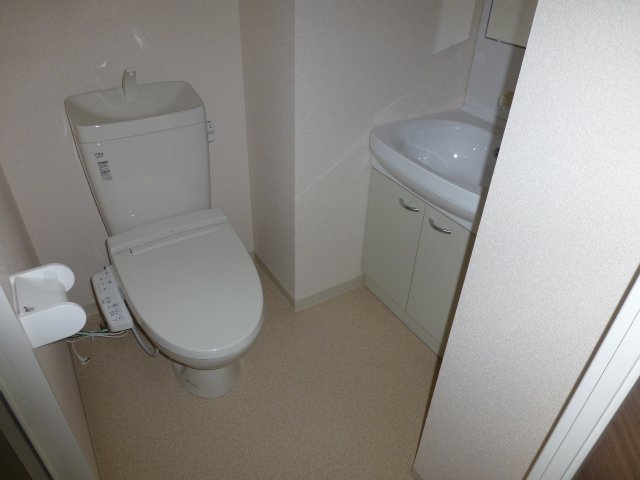 FRENCIA NOIE東三国のトイレ写真
