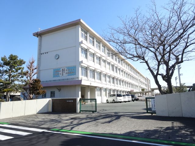 中学校　市立東部中学校（中学校）まで1200m