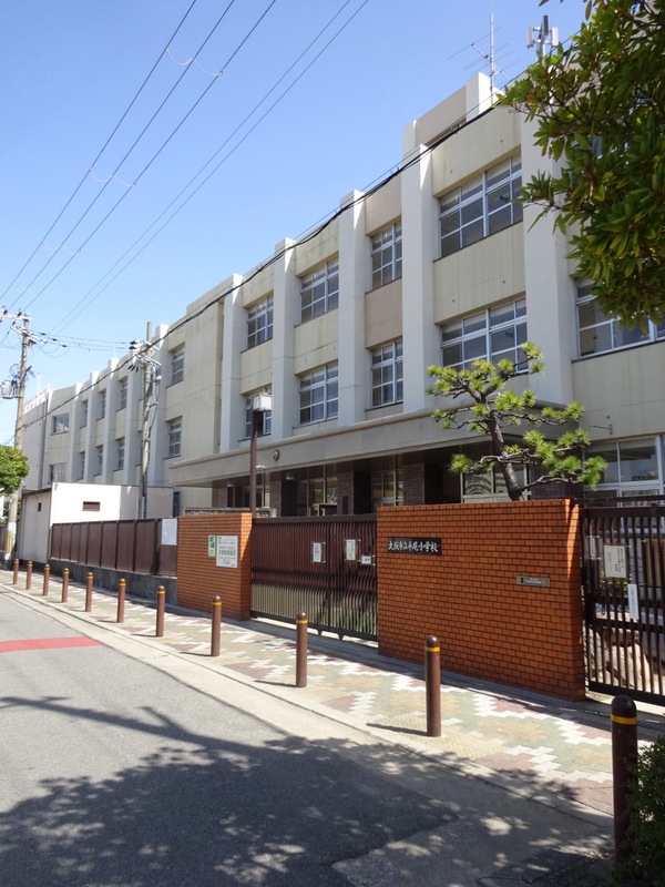 小学校　大阪市立平尾小学校（小学校）まで221m