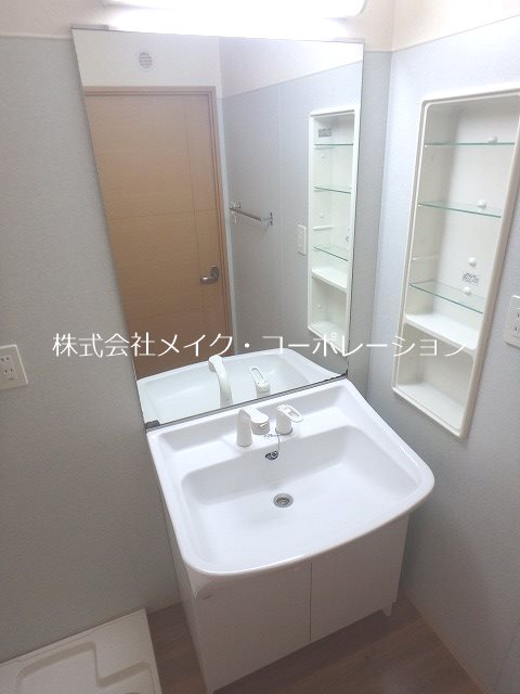 地下鉄七隈線 賀茂駅 徒歩10分 2階建 築22年の内装写真