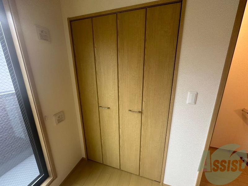 収納　お部屋にあるクローゼットの写真です。安心ですね。