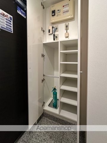 レジディアタワー目黒不動前の玄関写真