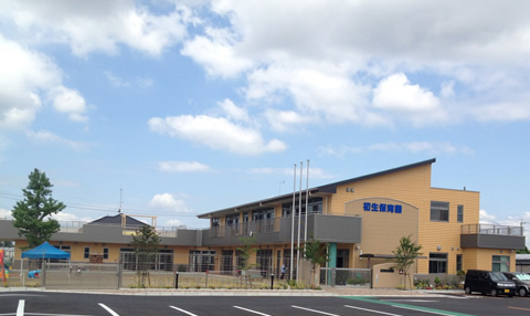 幼稚園・保育園　初生保育園（幼稚園・保育園）まで674m