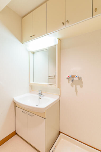 洗面設備　※写真は同タイプ住戸です。