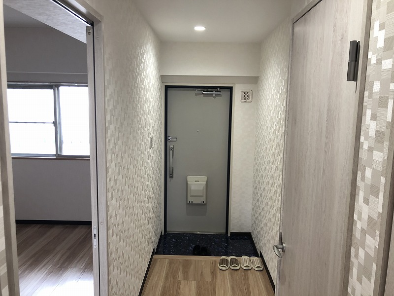 中銀新葛西マンシオンの玄関写真
