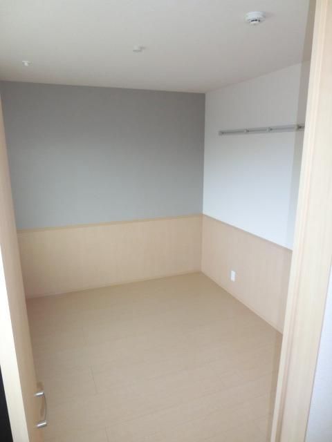 その他部屋・スペース　明るい寝室