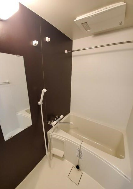バス・シャワールーム　バス※別部屋参考写真