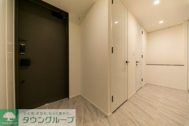 玄関　※写真は同タイプ住戸です。