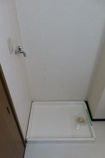 洗面設備　室内洗濯機置場　洗濯パン付