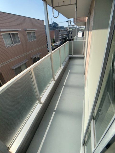 バルコニー　別号室の参考写真になります。