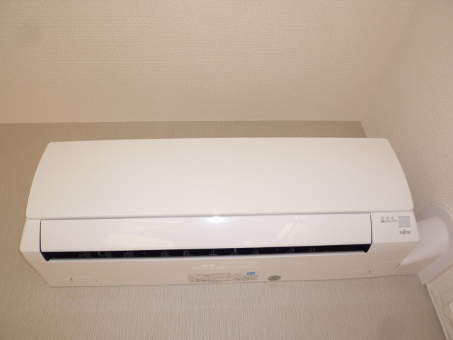 その他設備　エアコン２台完備