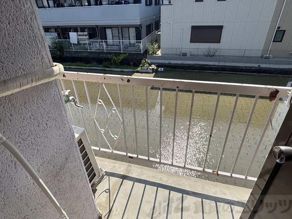 バルコニー　庭