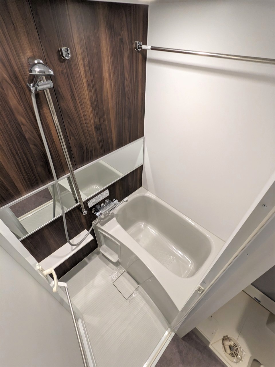 バス・シャワールーム　※同物件、別部屋になります。