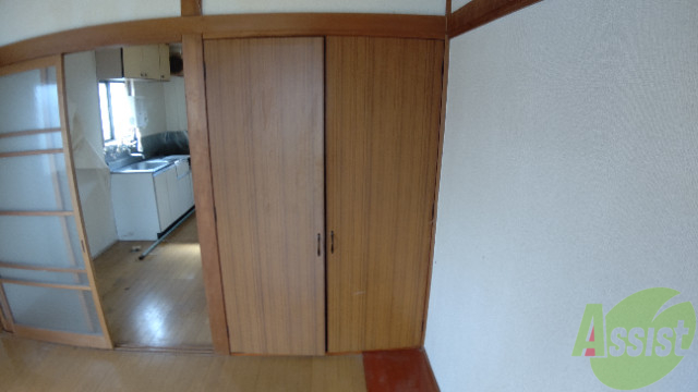 収納　収納スペースはこんな感じで大きさは十分ありますね。