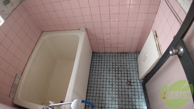 洗面設備　洗面所がありませんでしたのでお風呂を撮影しました。