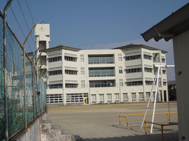 小学校　四日市市立日永小学校（小学校）まで1010m