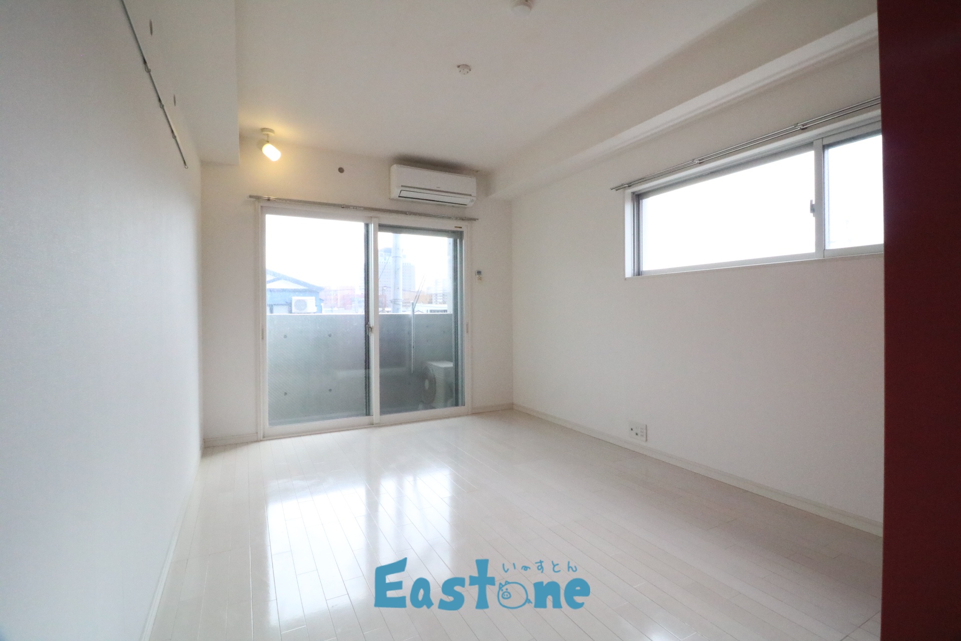 その他部屋・スペース　こじゃれたスポット付きの角部屋♪