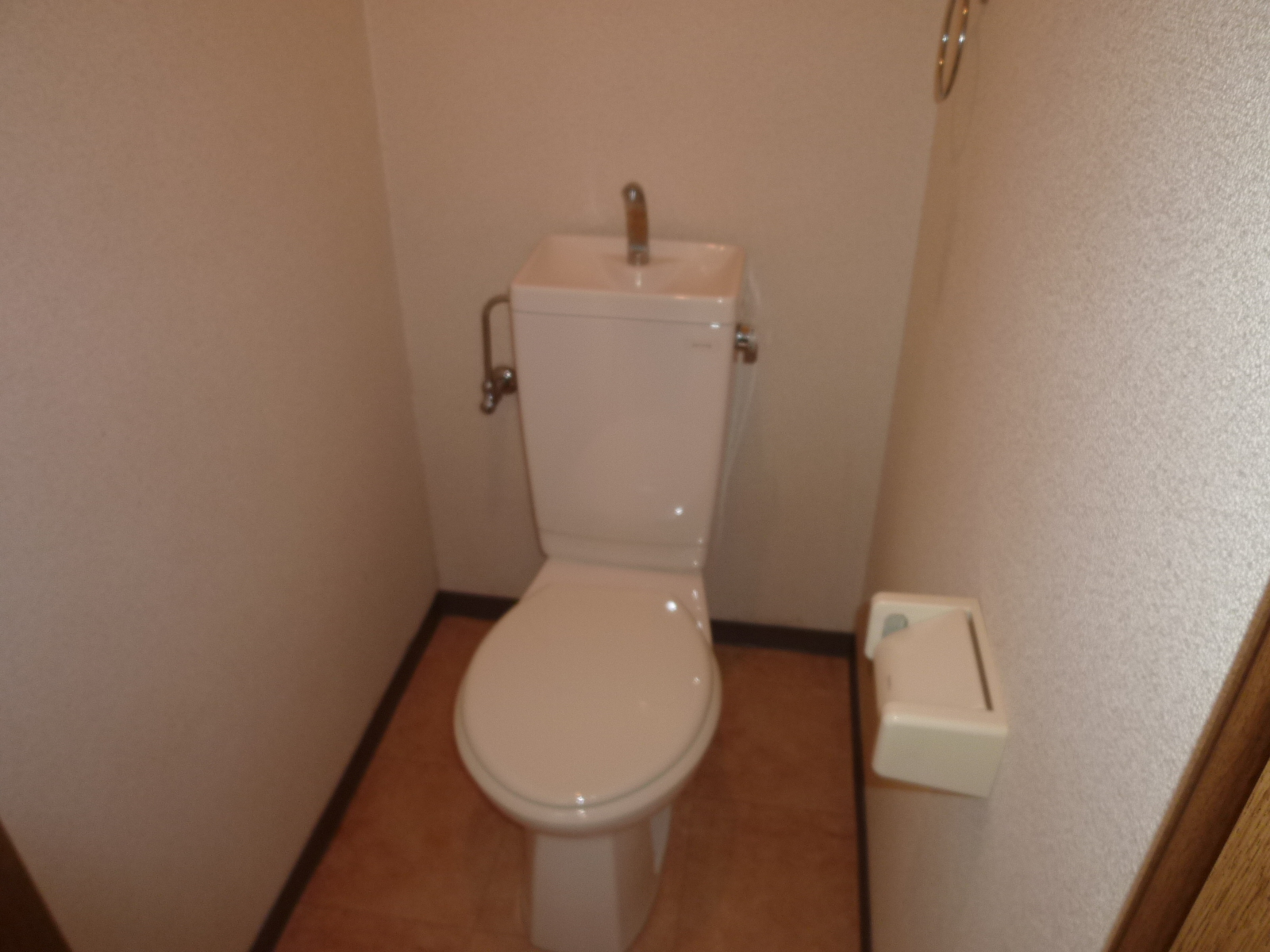 リビングVIIのトイレ写真