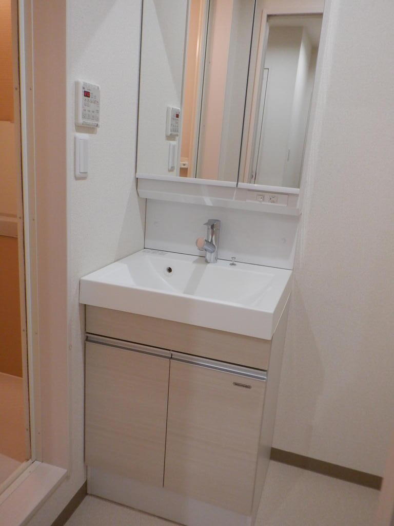 洗面設備　同タイプ同モデルを使用