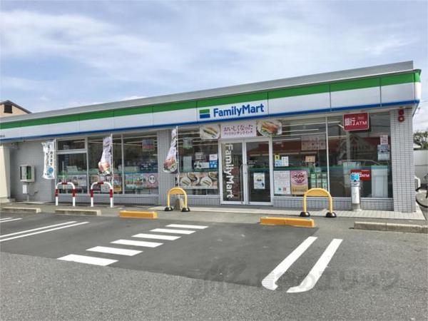 コンビニ　ファミリーマート彦根西今店（コンビニ）まで430m