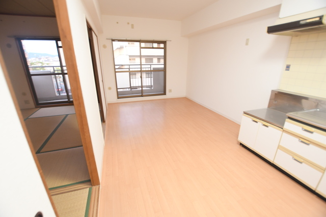 居室・リビング　リビング