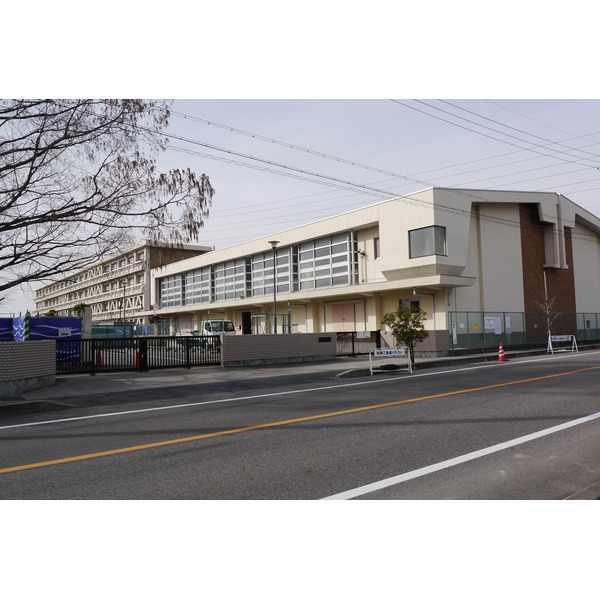 小学校　北名古屋市立五条小学校（小学校）まで1338m