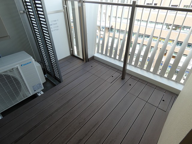 バルコニー　バルコニー