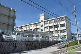 小学校　神戸市立枝吉小学校（小学校）まで1350m