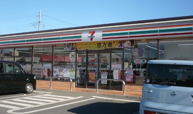 コンビニ　セブンイレブンつくば小野崎店（コンビニ）まで1077m