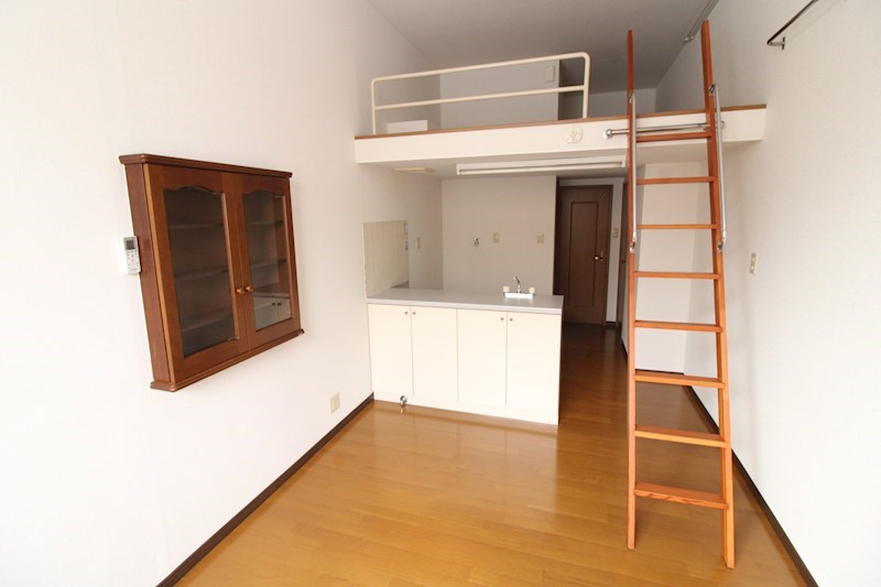 居室・リビング　※別部屋参考写真