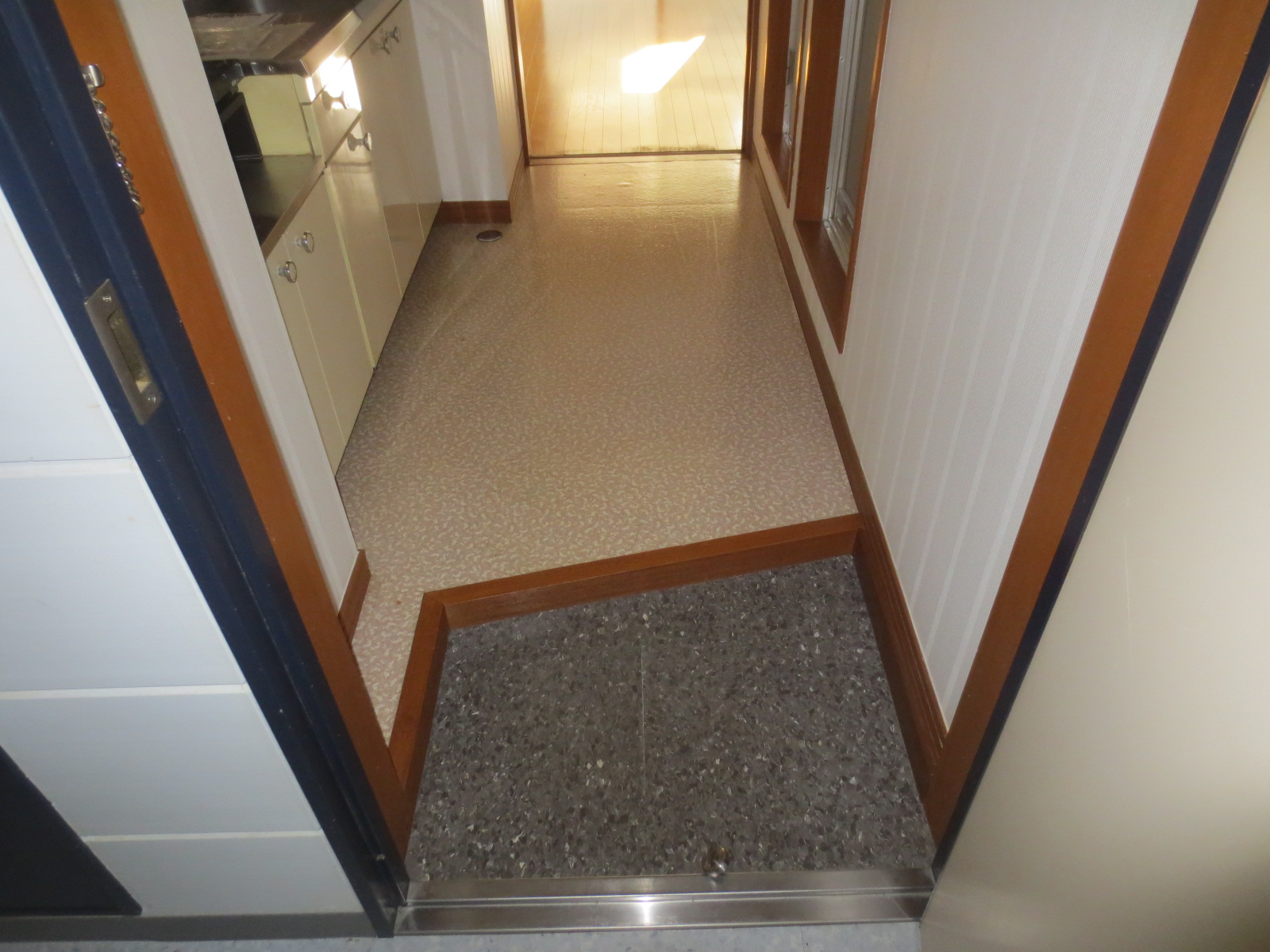 玄関　インターネット無料！敷金礼金０円！仲介手数料不要！