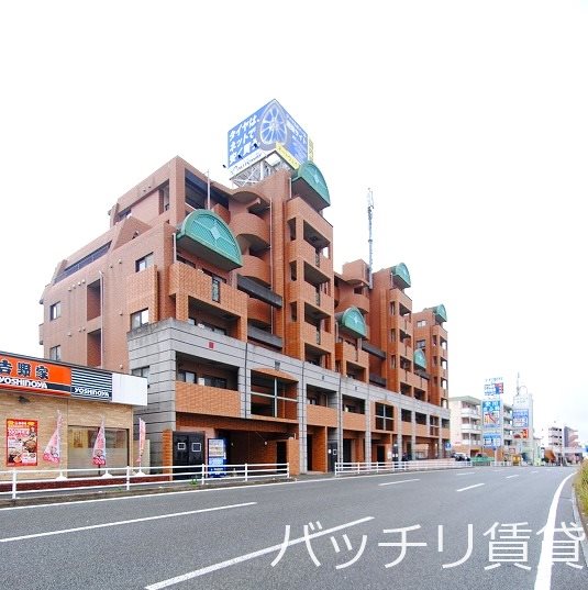 福岡市東区松香台のマンションの建物外観