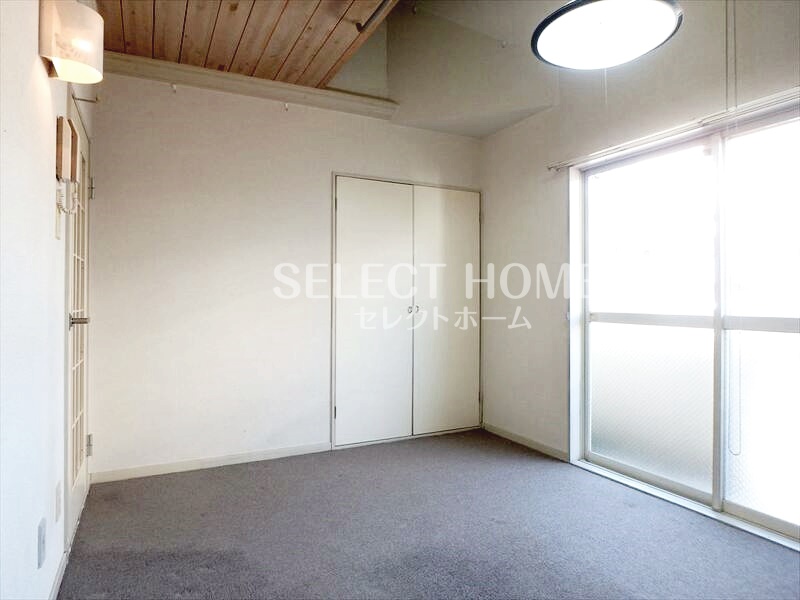 居室・リビング　ゆったりとした居間です