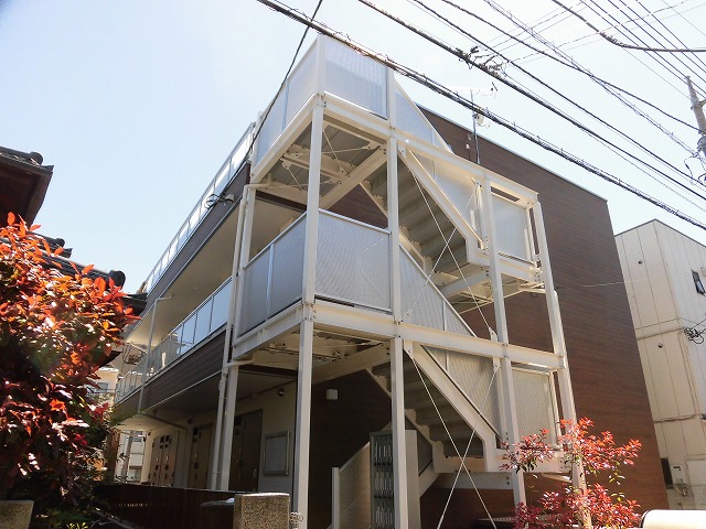 川崎市多摩区中野島のマンションの建物外観