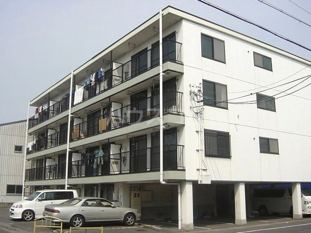 清須市朝日のマンションの建物外観