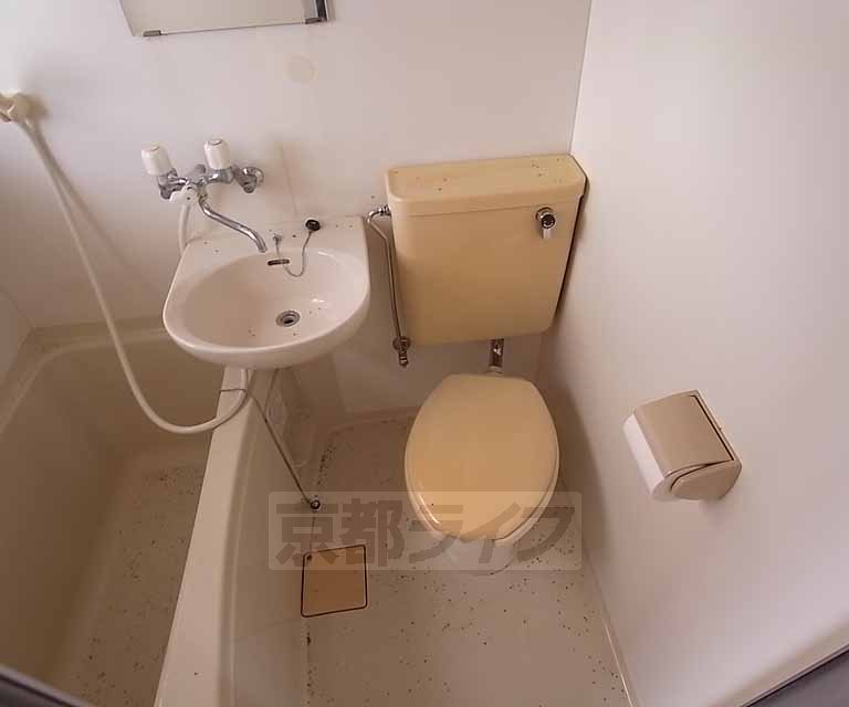 トイレ　清潔感のあるトイレです。