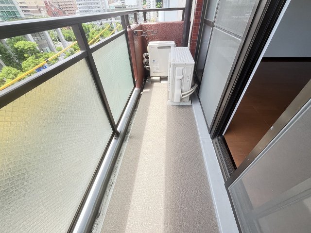 バルコニー　バルコニーがあります