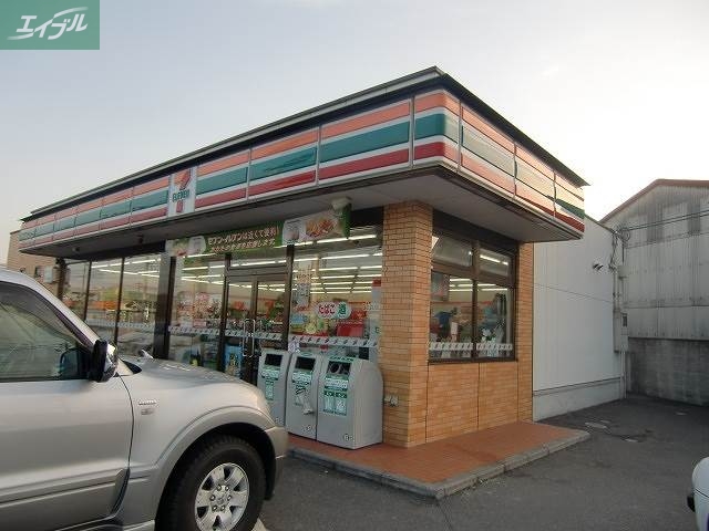 コンビニ　セブンイレブン岡山平野店（コンビニ）まで819m