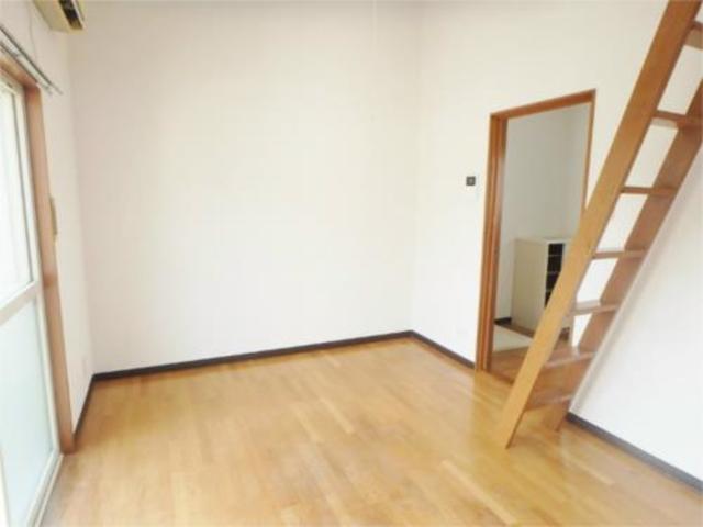 その他部屋・スペース　６帖の洋室です