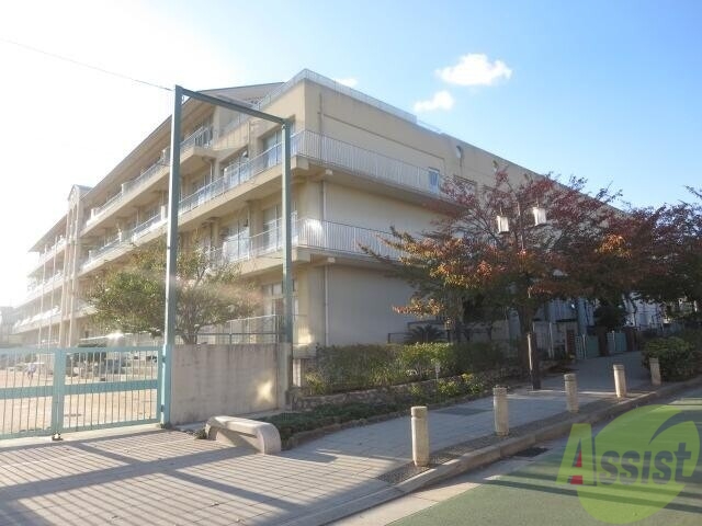 【神戸市灘区稗原町のマンションの小学校】