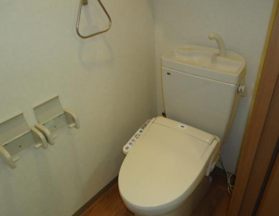トイレ　ウォシュレット