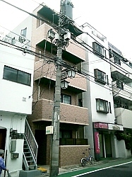 板橋区本町のマンションの建物外観