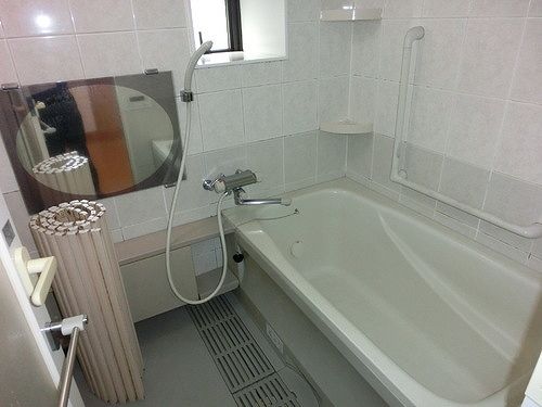 バス・シャワールーム